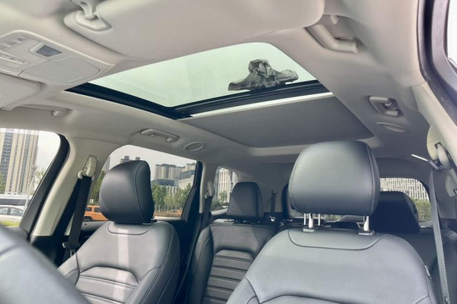 Used Ford Edge 2018 EcoBoost 245 Two-Wheel-Drive Titanium 7-Seater China V Standard Interior 10