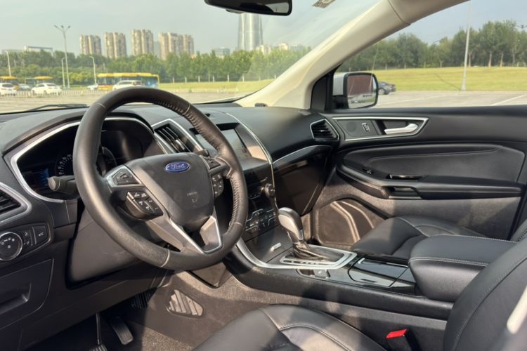 Used Ford Edge 2018 EcoBoost 245 Two-Wheel-Drive Titanium 7-Seater China V Standard Interior 2