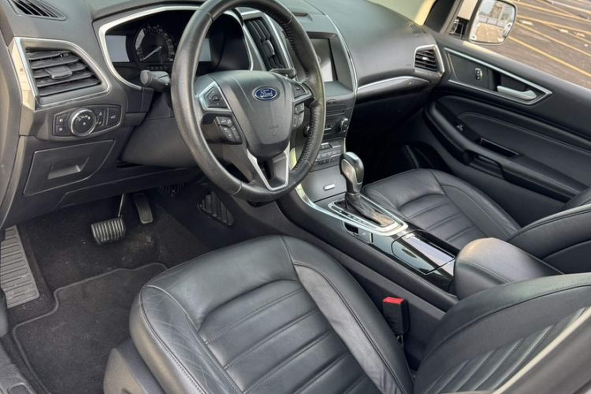 Used Ford Edge 2018 EcoBoost 245 Two-Wheel-Drive Titanium 7-Seater China V Standard Interior 2