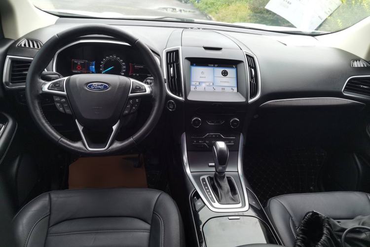 Used Ford Edge 2018 EcoBoost 245 Two-Wheel-Drive Titanium 7-Seater China V Standard Interior 2