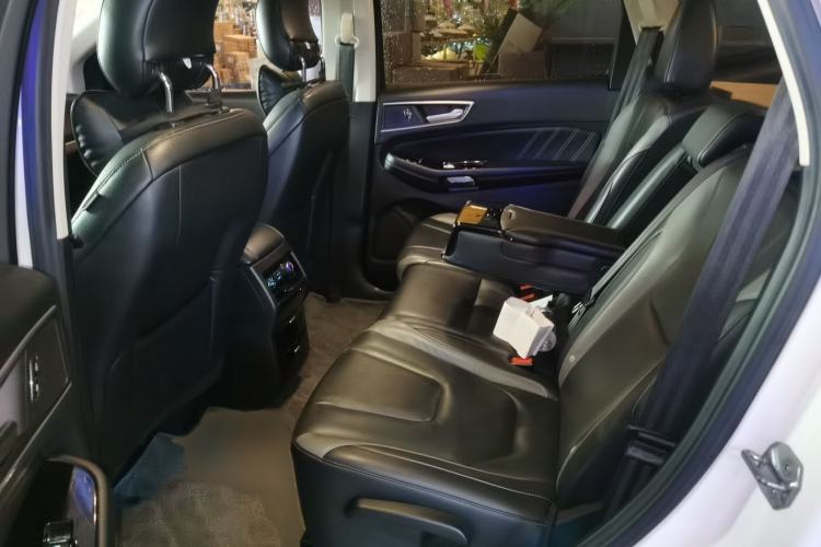 Used Ford Edge 2018 EcoBoost 245 Four-Wheel Drive Sporty 7-Seater China V Standard Interior 4