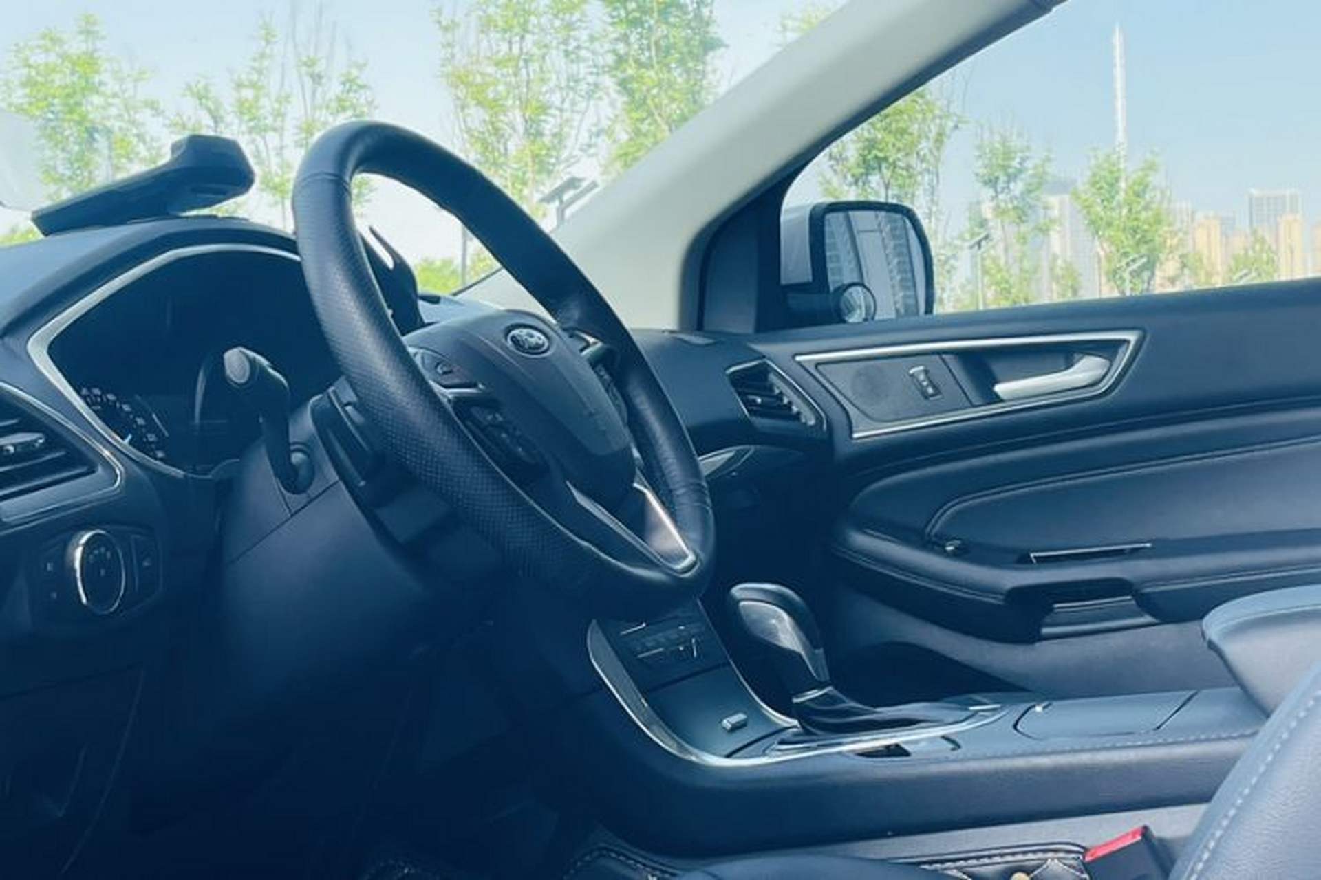 Used Ford Edge 2018 EcoBoost 245 Two-Wheel-Drive Titanium 7-Seater China VI Standard Interior 5