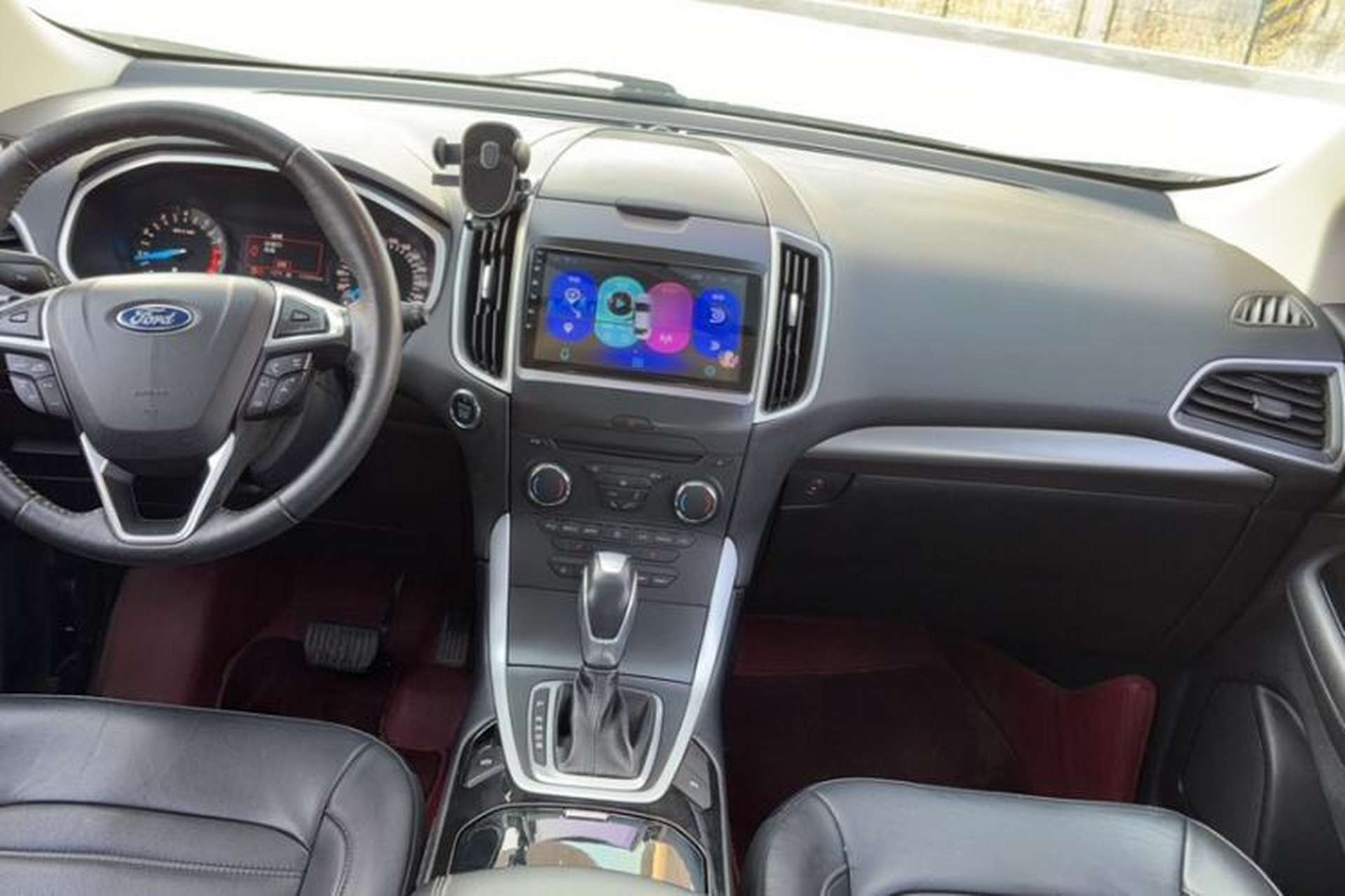 Used Ford Edge 2018 EcoBoost 245 Two-Wheel-Drive Platinum Edition 7-Seater China V Emission Standard Interior 7