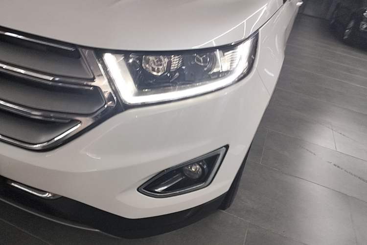Used Ford Edge 2018 EcoBoost 245 Two-Wheel-Drive Titanium 7-Seater China V Standard Left Front Headlight