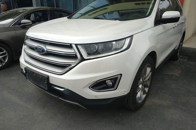 Used Ford Edge 2018 EcoBoost 245 Four-Wheel Drive Titanium 7-Seater Left Front Headlight