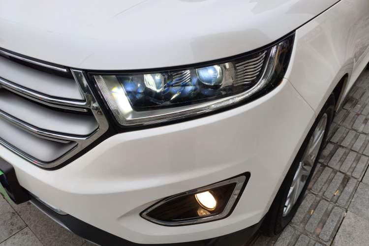 Used Ford Edge 2018 EcoBoost 245 Two-Wheel-Drive Titanium 7-Seater China VI Standard Left Front Headlight