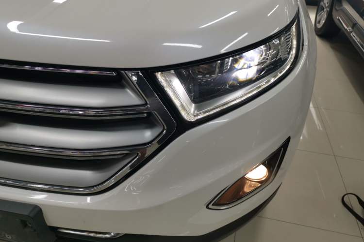Used Ford Edge 2018 EcoBoost 245 Two-Wheel-Drive Titanium 7-Seater China V Standard Left Front Headlight