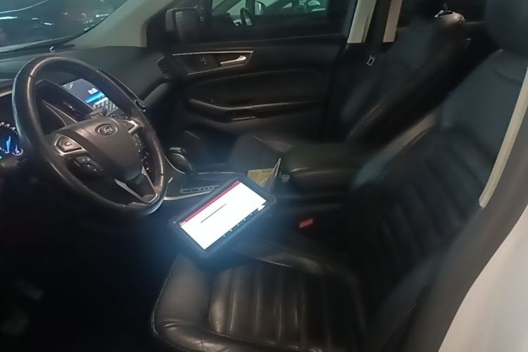 Used Ford Edge 2018 EcoBoost 245 Two-Wheel-Drive Platinum Edition 7-Seater China V Emission Standard Left Front Seat