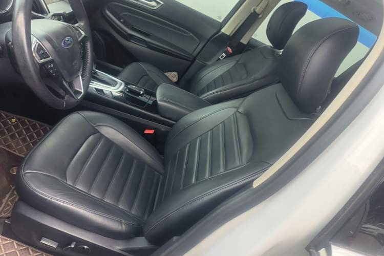 Used Ford Edge 2018 EcoBoost 245 Two-Wheel-Drive Titanium 7-Seater China V Standard Left Front Seat