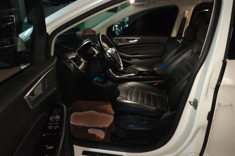 Used Ford Edge 2018 EcoBoost 245 Four-Wheel Drive Titanium 7-Seater Left Front Seat