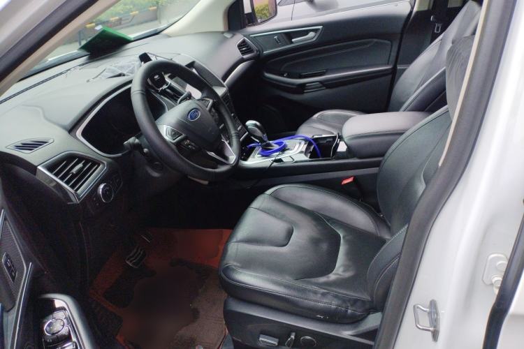 Used Ford Edge 2018 EcoBoost 245 Four-Wheel Drive Titanium 7-Seater Left Front Seat