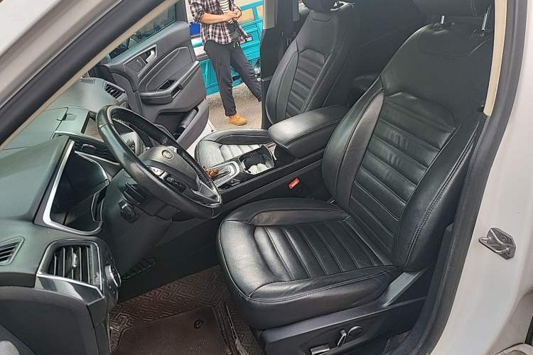 Used Ford Edge 2018 EcoBoost 245 Two-Wheel-Drive Titanium 7-Seater China V Standard Left Front Seat