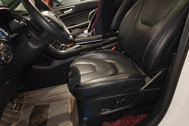 Used Ford Edge 2018 EcoBoost 245 4x4 Titanium Plus 7-Seater China V Standard Left Front Seat