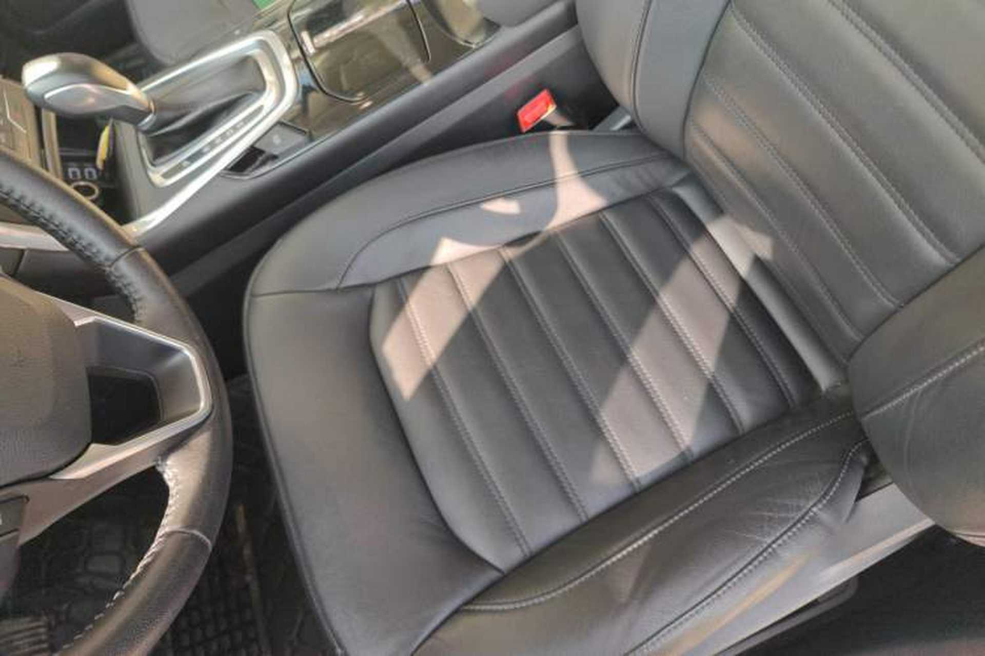 Used Ford Edge 2018 EcoBoost 245 Two-Wheel-Drive Titanium 7-Seater China V Standard Left Front Seat