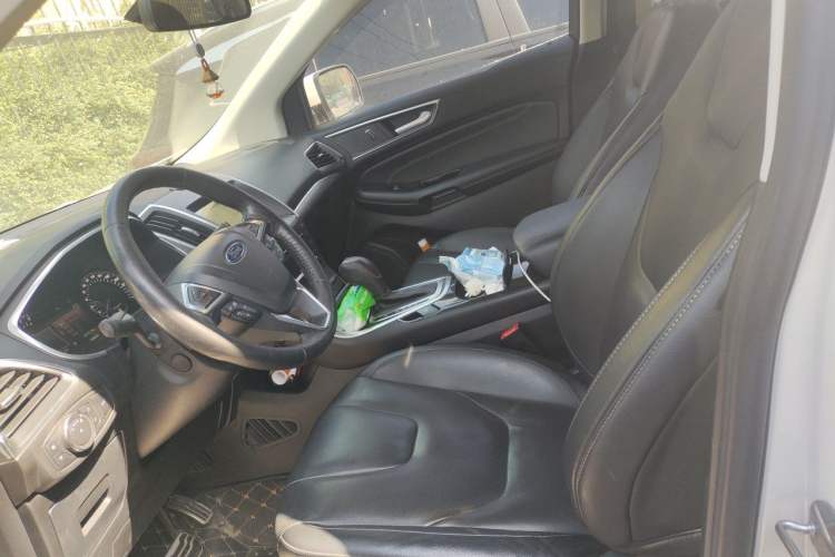 Used Ford Edge 2018 EcoBoost 245 Four-Wheel Drive Titanium 7-Seater Left Front Seat