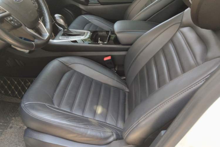Used Ford Edge 2018 EcoBoost 245 Two-Wheel-Drive Titanium 7-Seater China VI Standard Left Front Seat