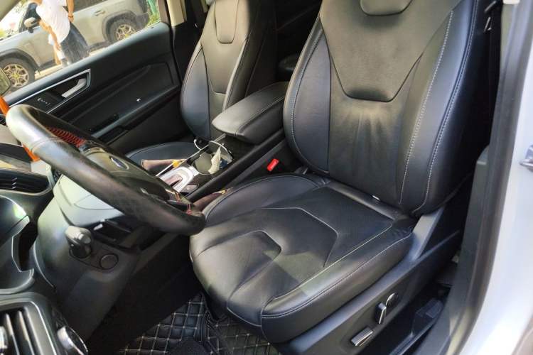 Used Ford Edge 2018 EcoBoost 245 Four-Wheel Drive Titanium Plus 7-Seater China VI Standard Left Front Seat