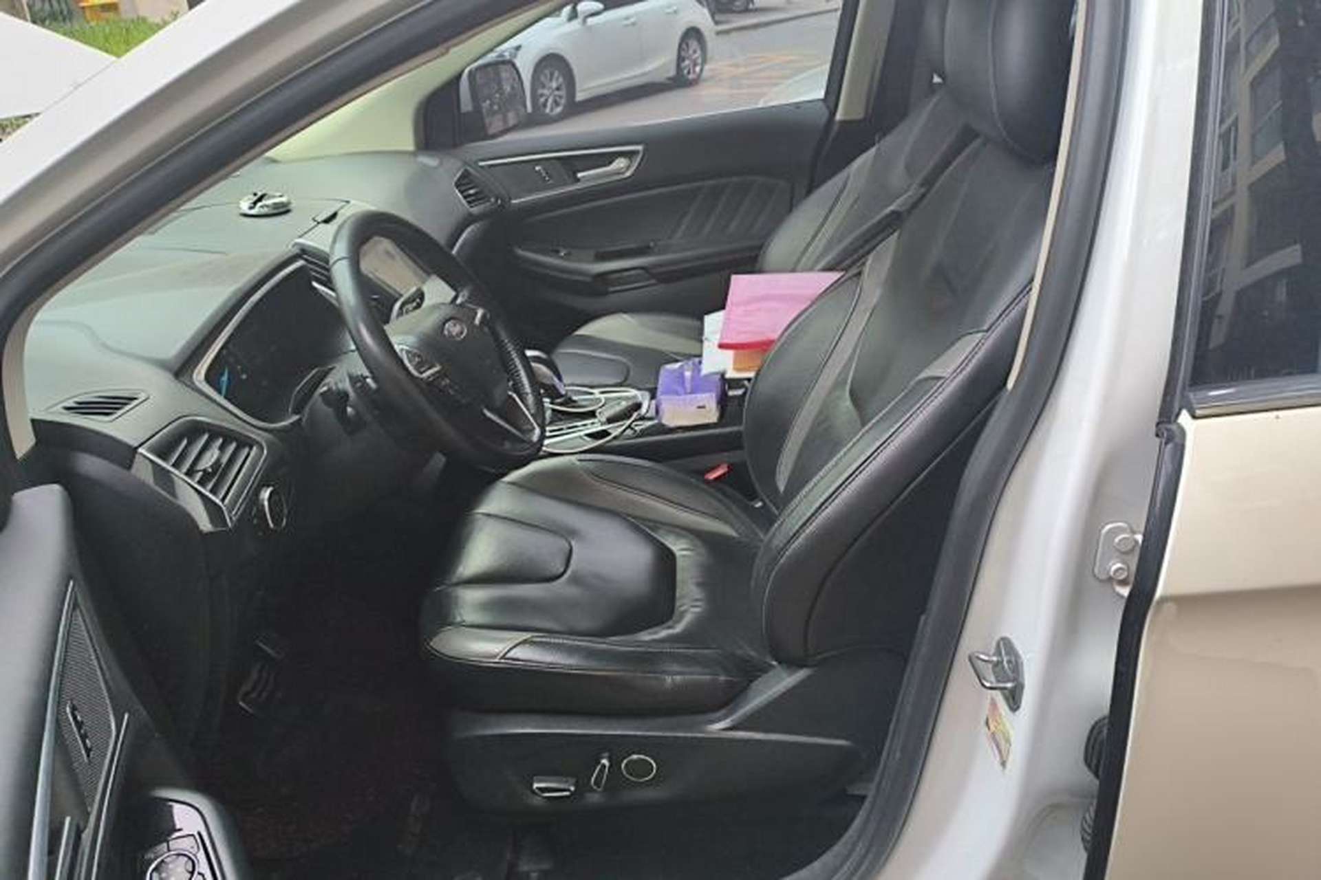 Used Ford Edge 2018 EcoBoost 245 Two-Wheel-Drive Titanium 7-Seater China V Standard Left Front Seat