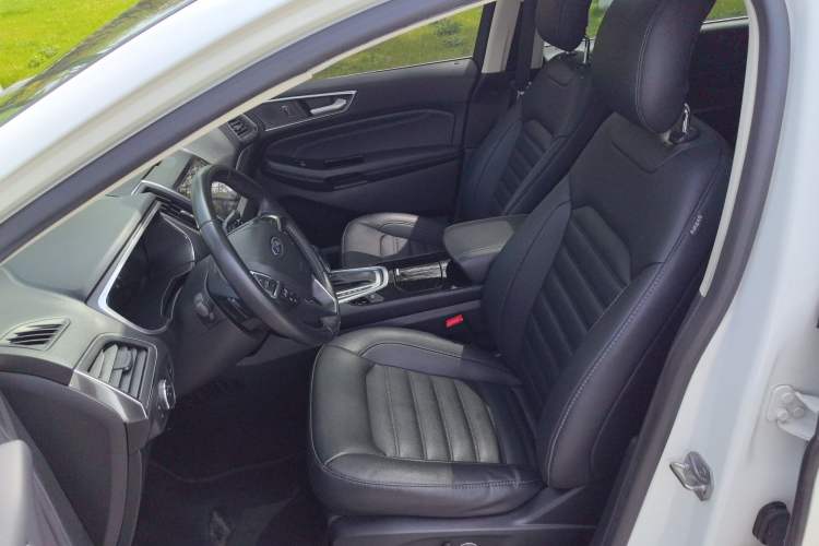 Used Ford Edge 2018 EcoBoost 245 Two-Wheel-Drive Titanium 7-Seater China VI Standard Left Front Seat