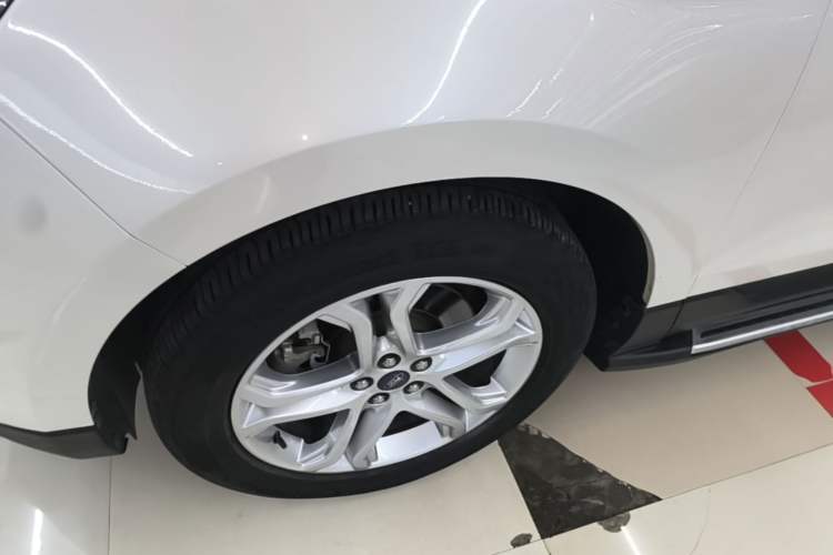 Used Ford Edge 2018 EcoBoost 245 Two-Wheel-Drive Titanium 7-Seater China V Standard Left Front Wheel Hub