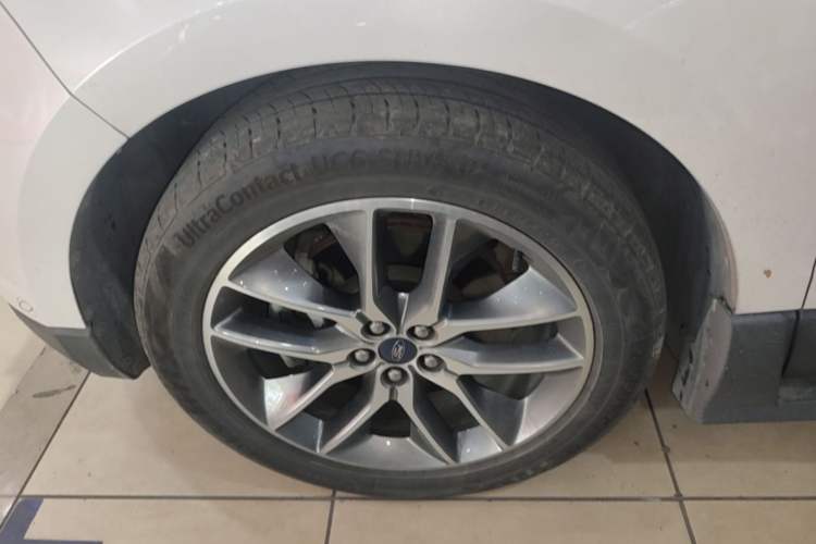 Used Ford Edge 2018 EcoBoost 245 4x4 Titanium Plus 7-Seater China V Standard Left Front Wheel Hub