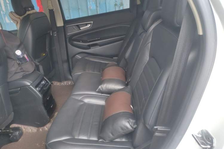 Used Ford Edge 2018 EcoBoost 245 Two-Wheel-Drive Platinum Edition 7-Seater China V Emission Standard Left Rear Seat