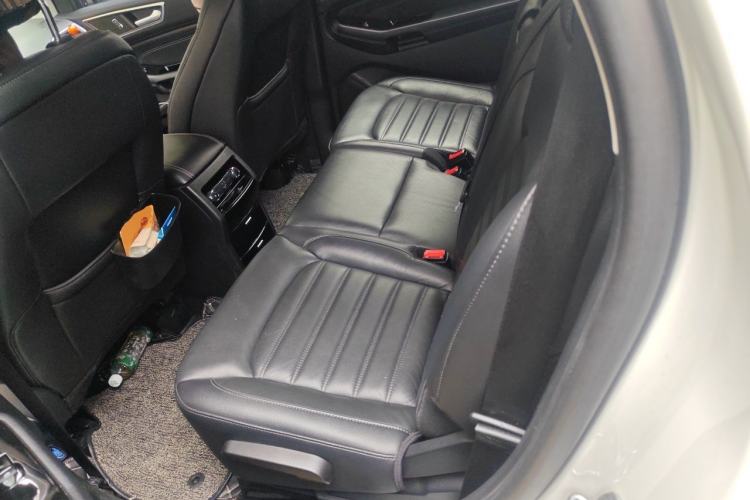 Used Ford Edge 2018 EcoBoost 245 Two-Wheel-Drive Titanium 7-Seater China VI Standard Left Rear Seat
