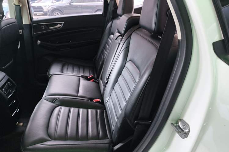 Used Ford Edge 2018 EcoBoost 245 Two-Wheel-Drive Titanium 7-Seater China V Standard Left Rear Seat