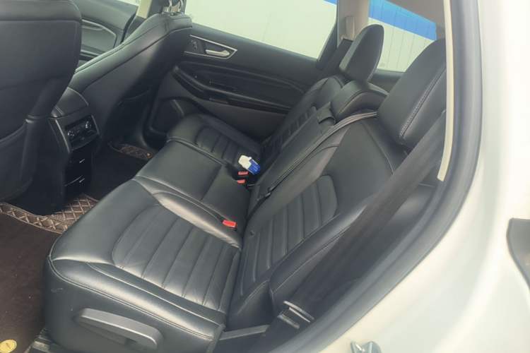 Used Ford Edge 2018 EcoBoost 245 Two-Wheel-Drive Titanium 7-Seater China V Standard Left Rear Seat
