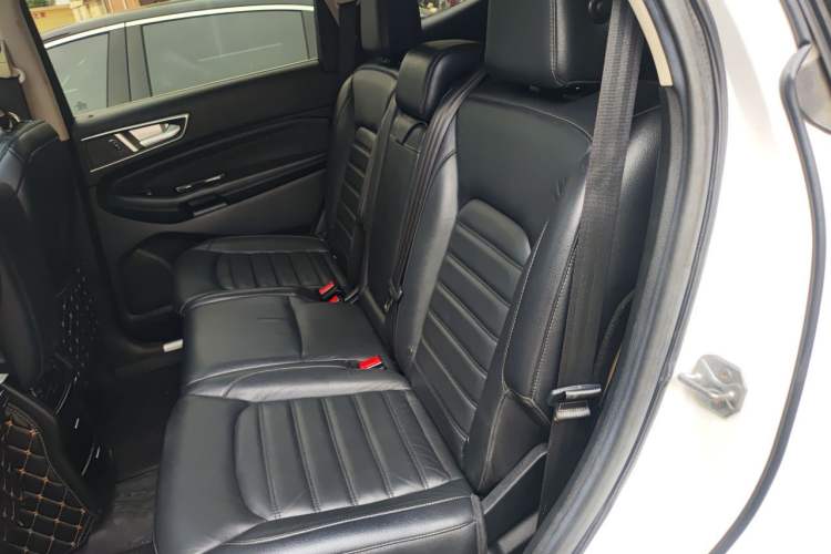 Used Ford Edge 2018 EcoBoost 245 Two-Wheel-Drive Titanium 7-Seater China V Standard Left Rear Seat