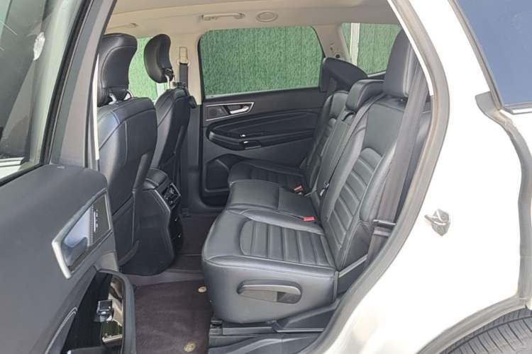 Used Ford Edge 2018 EcoBoost 245 Two-Wheel-Drive Titanium 7-Seater China V Standard Left Rear Seat
