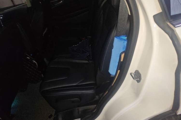 Used Ford Edge 2018 EcoBoost 245 4x4 Titanium Plus 7-Seater China V Standard Left Rear Seat