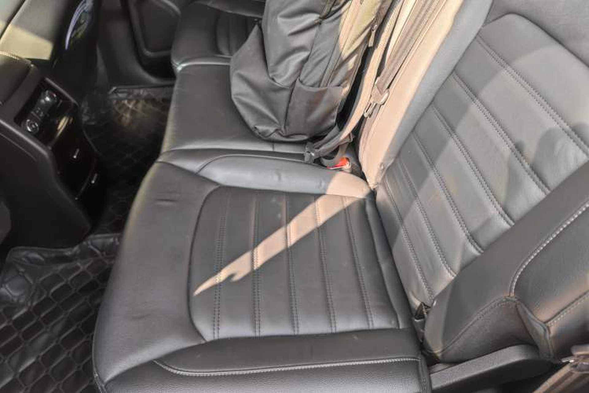 Used Ford Edge 2018 EcoBoost 245 Two-Wheel-Drive Titanium 7-Seater China V Standard Left Rear Seat