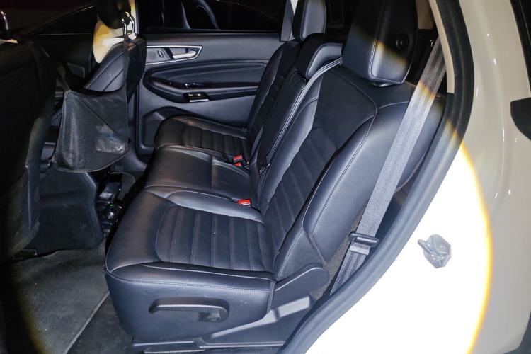 Used Ford Edge 2018 EcoBoost 245 Two-Wheel-Drive Titanium 7-Seater China V Standard Left Rear Seat