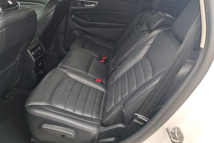 Used Ford Edge 2018 EcoBoost 245 Two-Wheel-Drive Titanium 7-Seater China V Standard Left Rear Seat