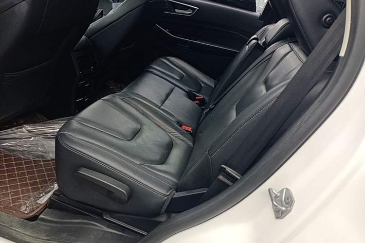 Used Ford Edge 2018 EcoBoost 245 4x4 Titanium Plus 7-Seater China V Standard Left Rear Seat