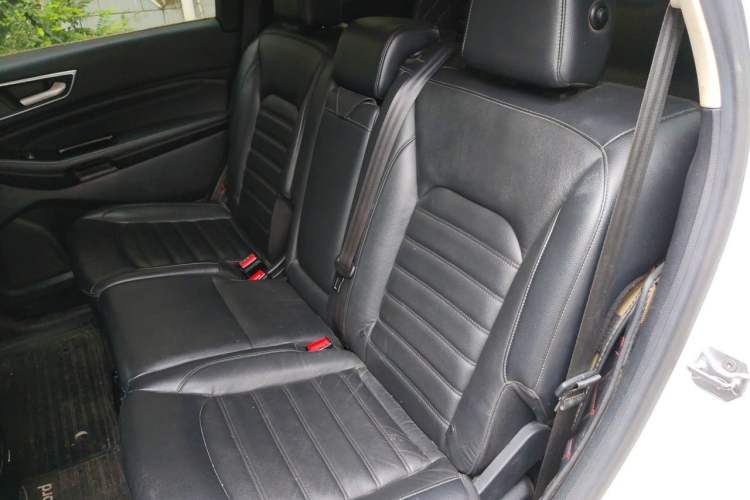 Used Ford Edge 2018 EcoBoost 245 Two-Wheel-Drive Titanium 7-Seater China V Standard Left Rear Seat