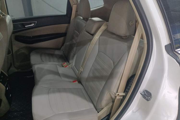 Used Ford Edge 2018 EcoBoost 245 Two-Wheel-Drive Titanium 5-Seater China V Standard Left Rear Seat