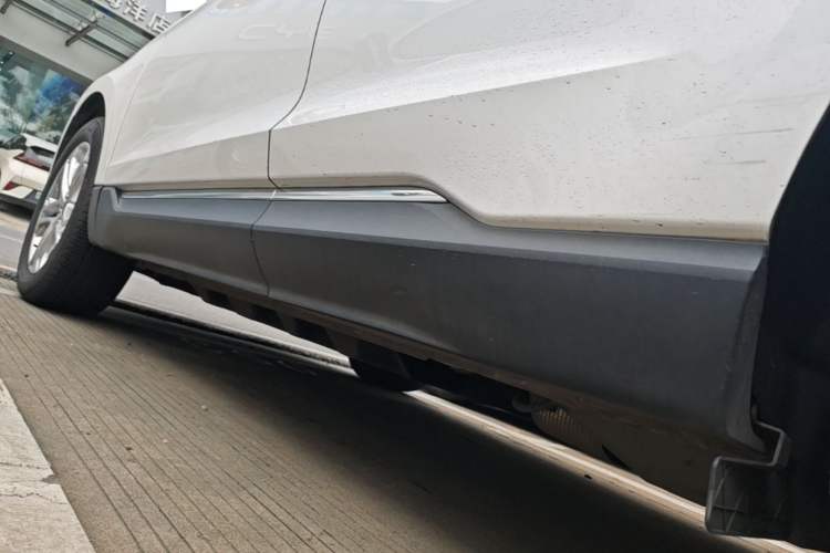 Used Ford Edge 2018 EcoBoost 245 Two-Wheel-Drive Titanium 7-Seater China V Standard Left Side Sill