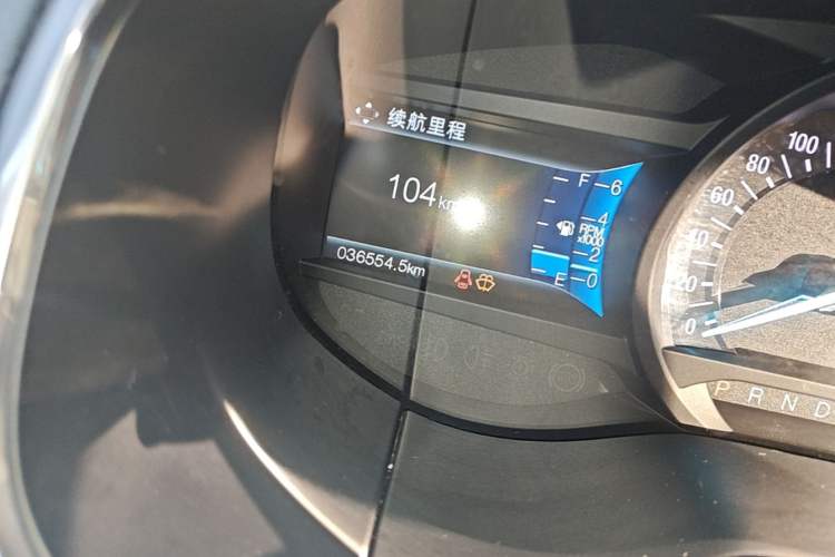 Used Ford Edge 2018 EcoBoost 245 Two-Wheel-Drive Titanium 7-Seater China V Standard Odometer Close Up