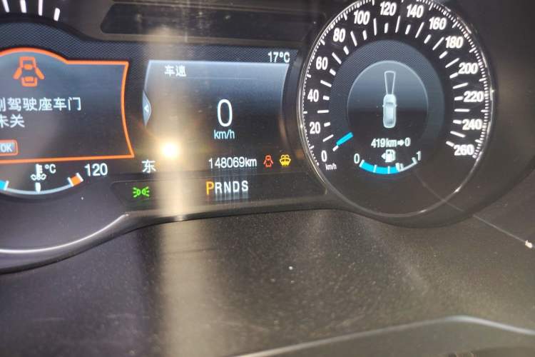 Used Ford Edge 2018 EcoBoost 245 4x4 Titanium Plus 7-Seater China V Standard Odometer Close Up