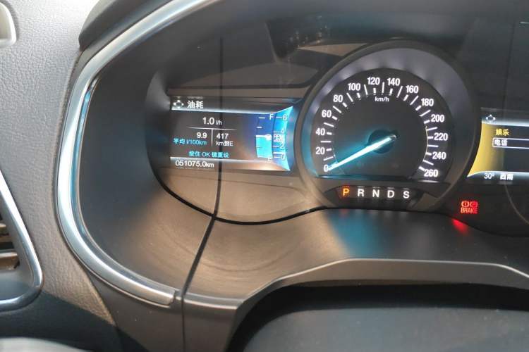 Used Ford Edge 2018 EcoBoost 245 Two-Wheel-Drive Titanium 7-Seater China V Standard Odometer Close Up