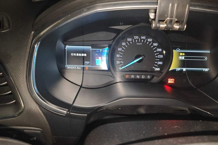 Used Ford Edge 2018 EcoBoost 245 Two-Wheel-Drive Titanium 7-Seater China V Standard Odometer Close Up