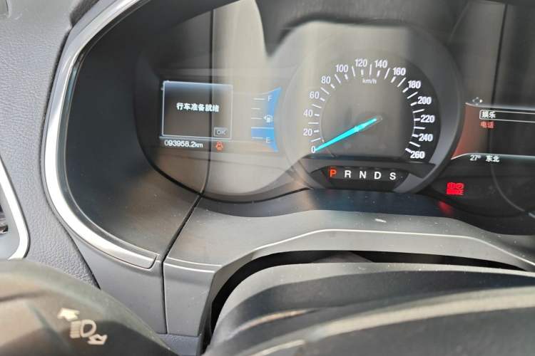 Used Ford Edge 2018 EcoBoost 245 Two-Wheel-Drive Titanium 7-Seater China V Standard Odometer Close Up