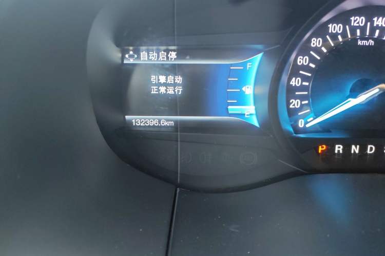 Used Ford Edge 2018 EcoBoost 245 Two-Wheel-Drive Titanium 7-Seater China VI Standard Odometer Close Up