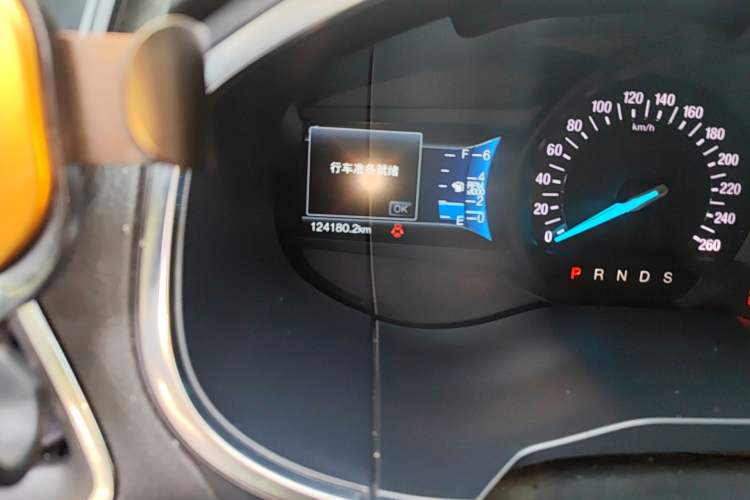 Used Ford Edge 2018 EcoBoost 245 Two-Wheel-Drive Titanium 7-Seater China V Standard Odometer Close Up