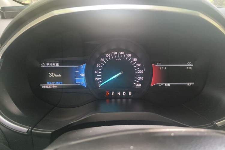 Used Ford Edge 2018 EcoBoost 245 Two-Wheel-Drive Titanium 7-Seater China V Standard Odometer Close Up
