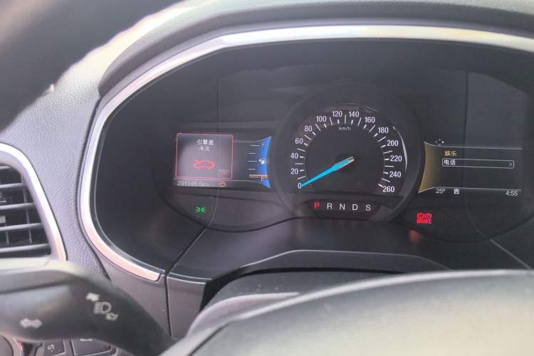 Used Ford Edge 2018 EcoBoost 245 Two-Wheel-Drive Titanium 7-Seater China V Standard Odometer Close Up
