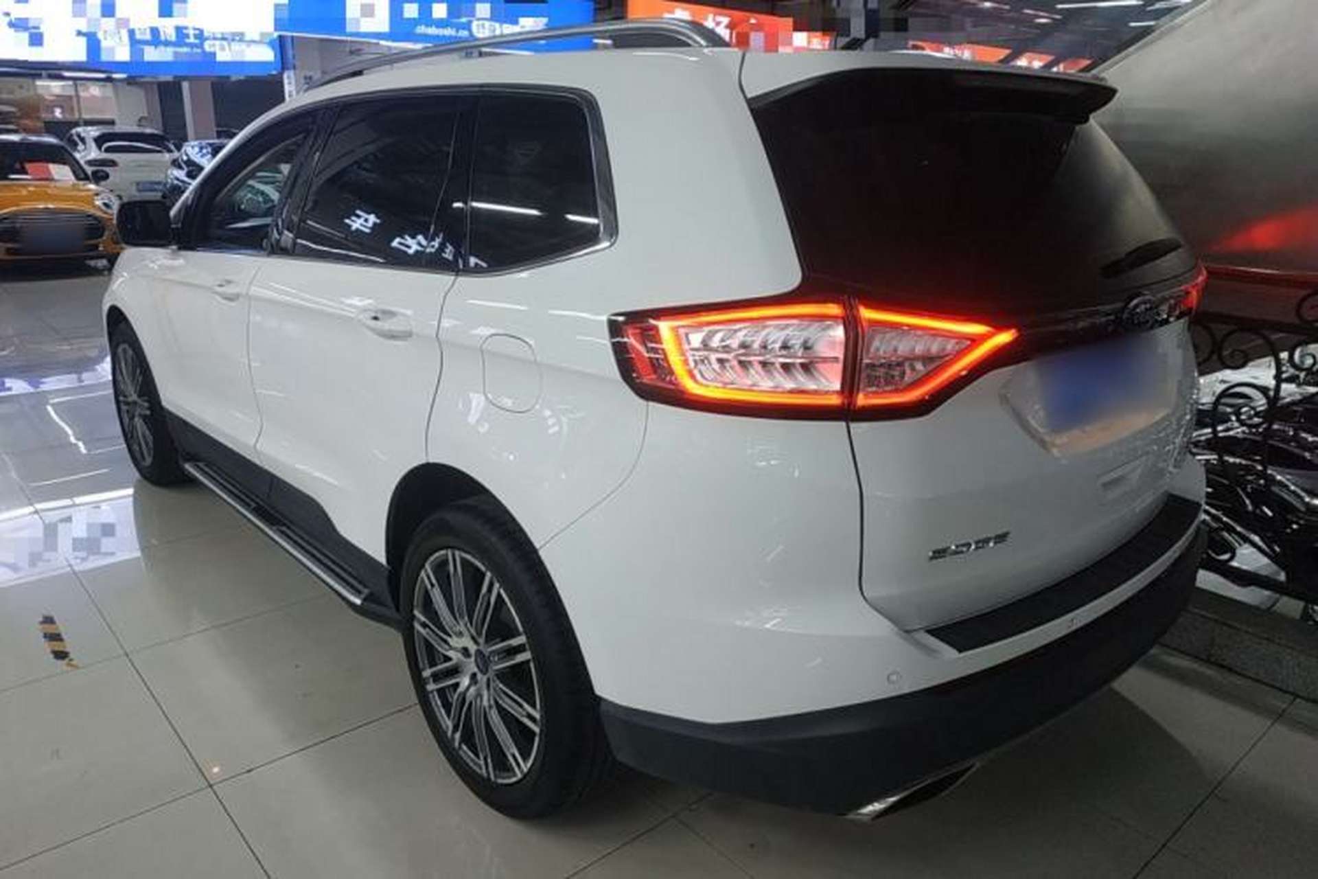 Used Ford Edge 2018 EcoBoost 245 Two-Wheel-Drive Platinum Edition 5 Seats Rear Left 45 Deg