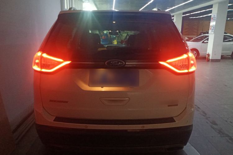 Used Ford Edge 2018 EcoBoost 245 Two-Wheel-Drive Titanium 5-Seater China V Standard Rear